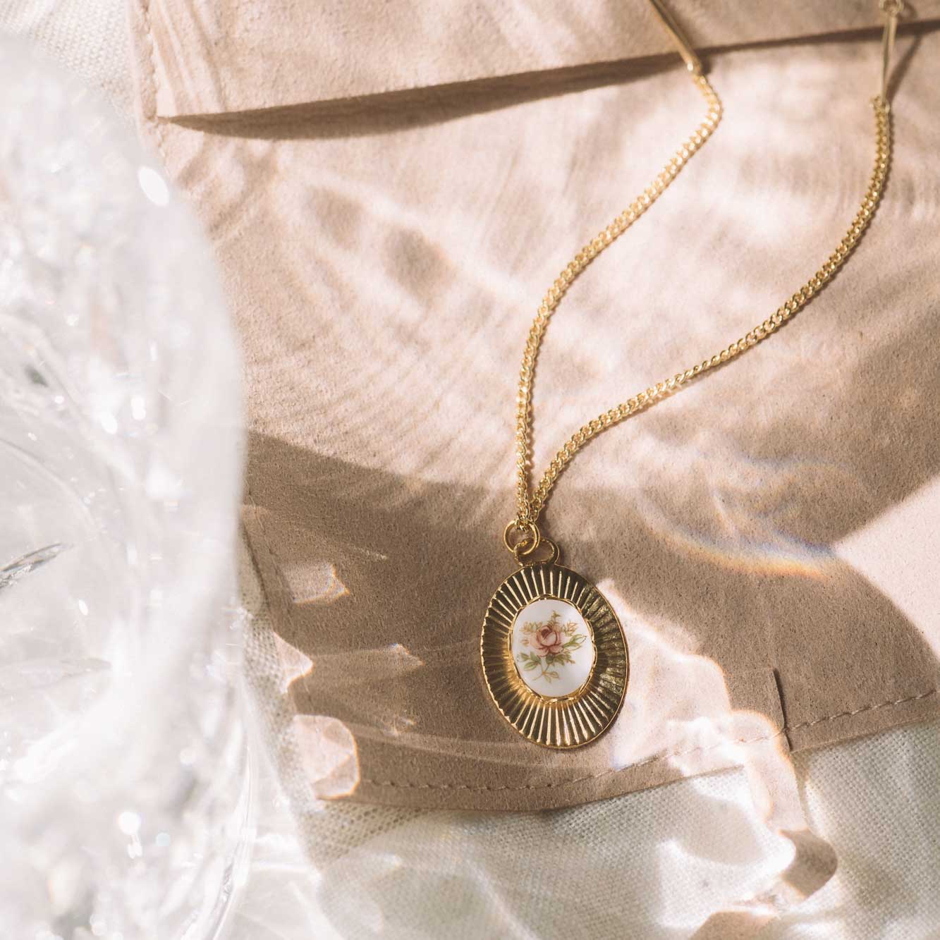collier médaillon vintage bijoux sandrine devost