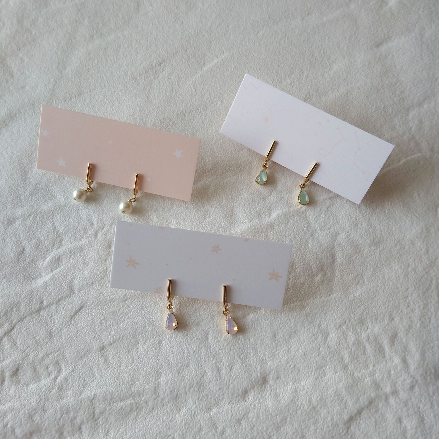 Petites boucles d'oreilles