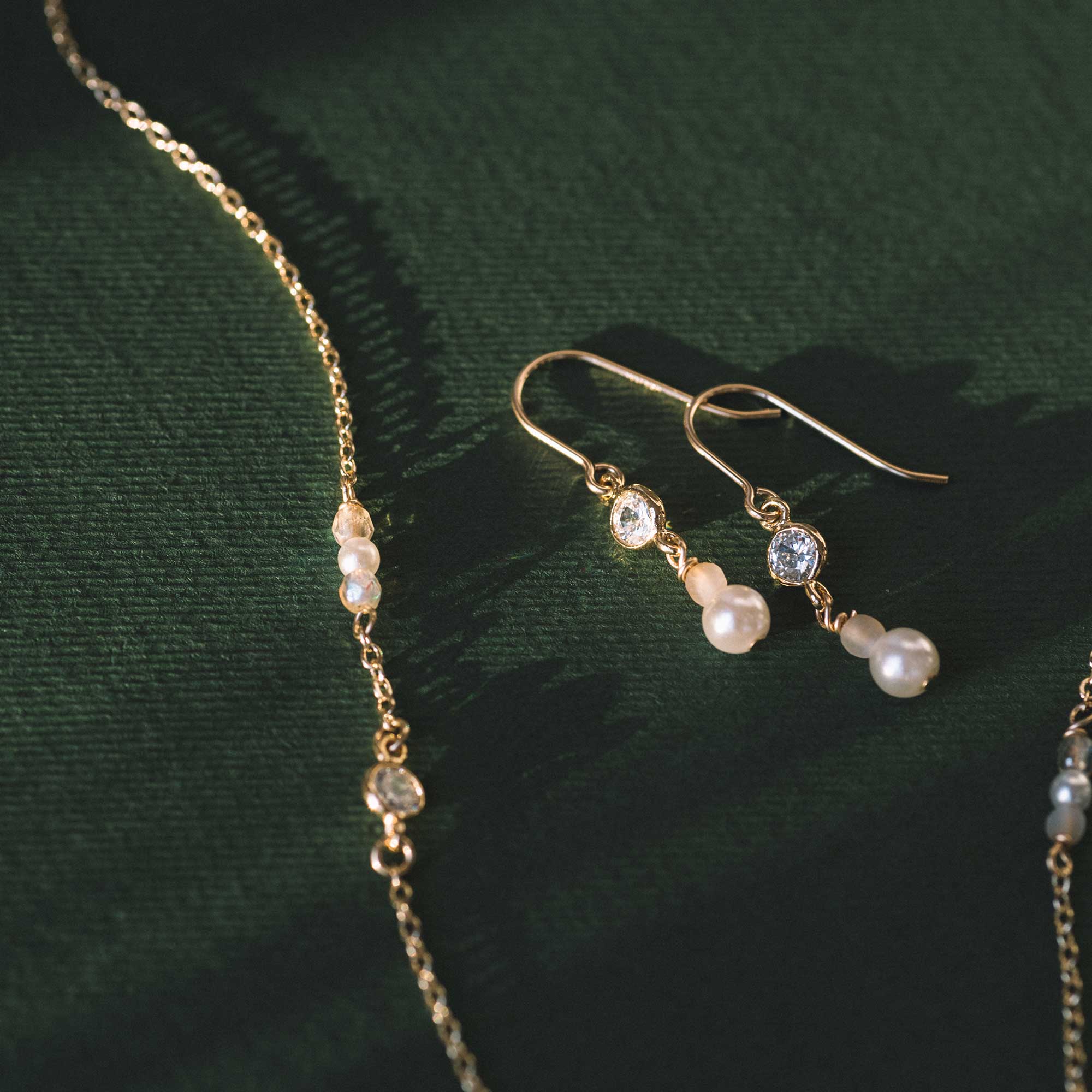 quels bijoux offrir porter classique or et perles
