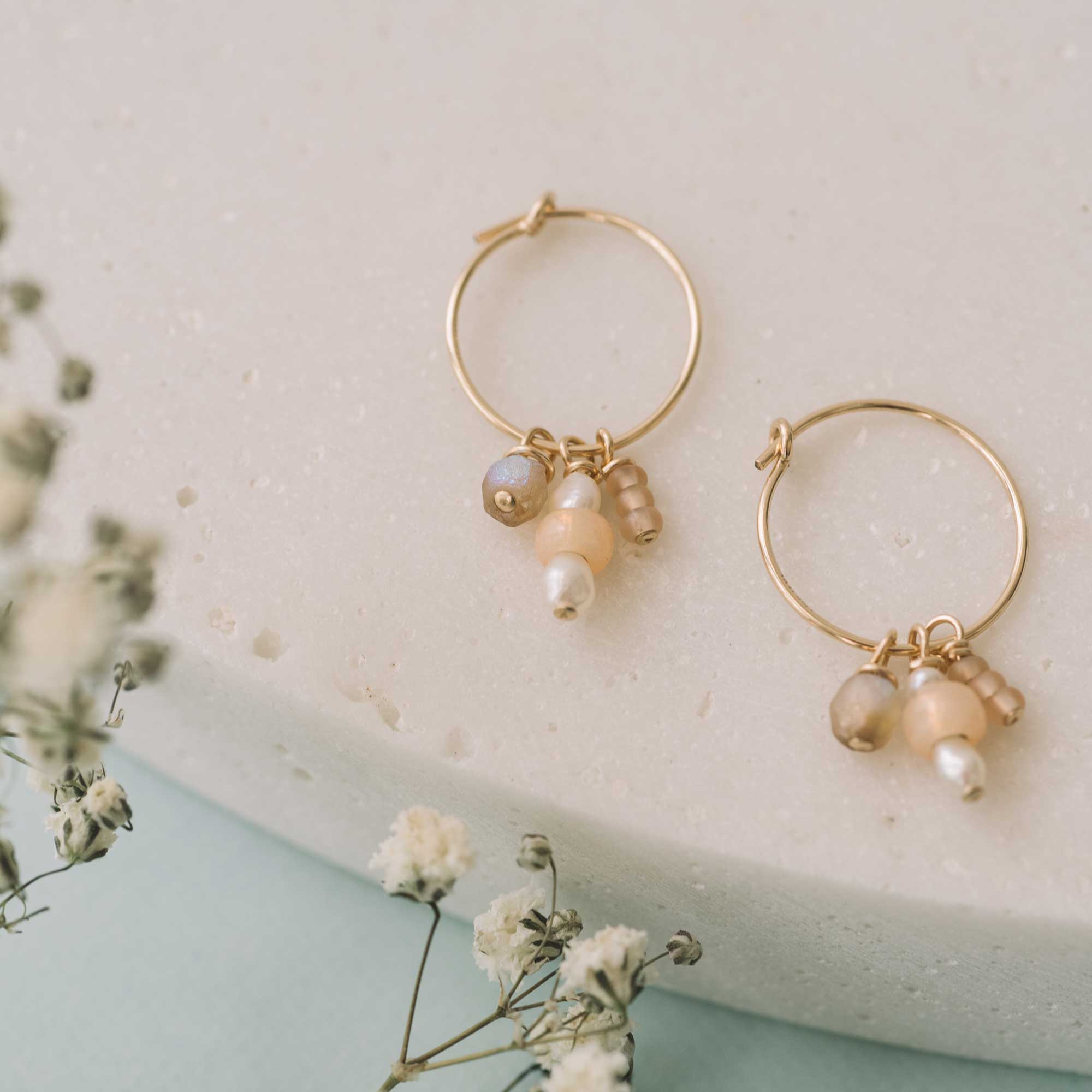 petits anneaux d'oreilles en or rempli 14K sandrine devost
