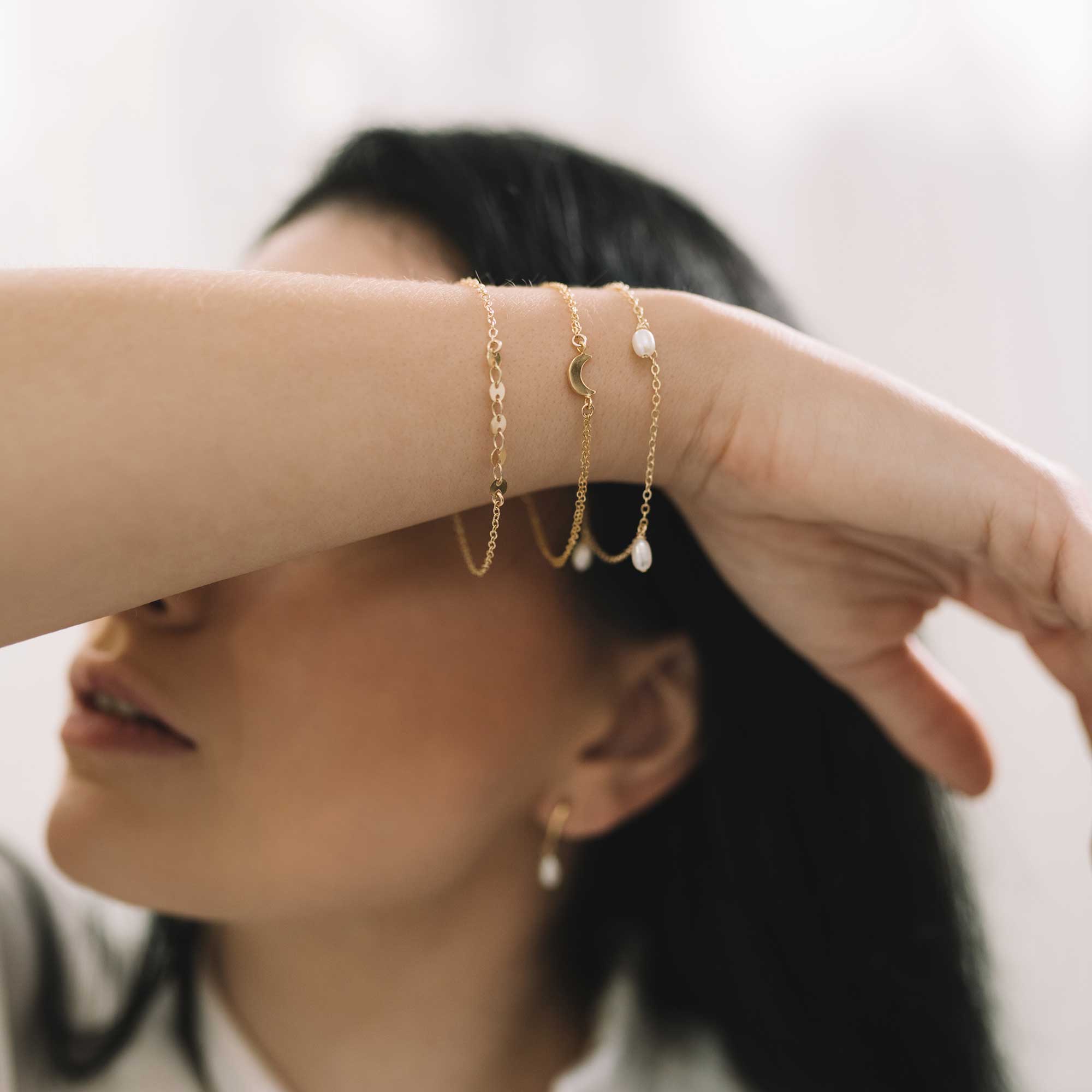 Bee Garden Bracelet with 14K gold filled chain (SD1802)