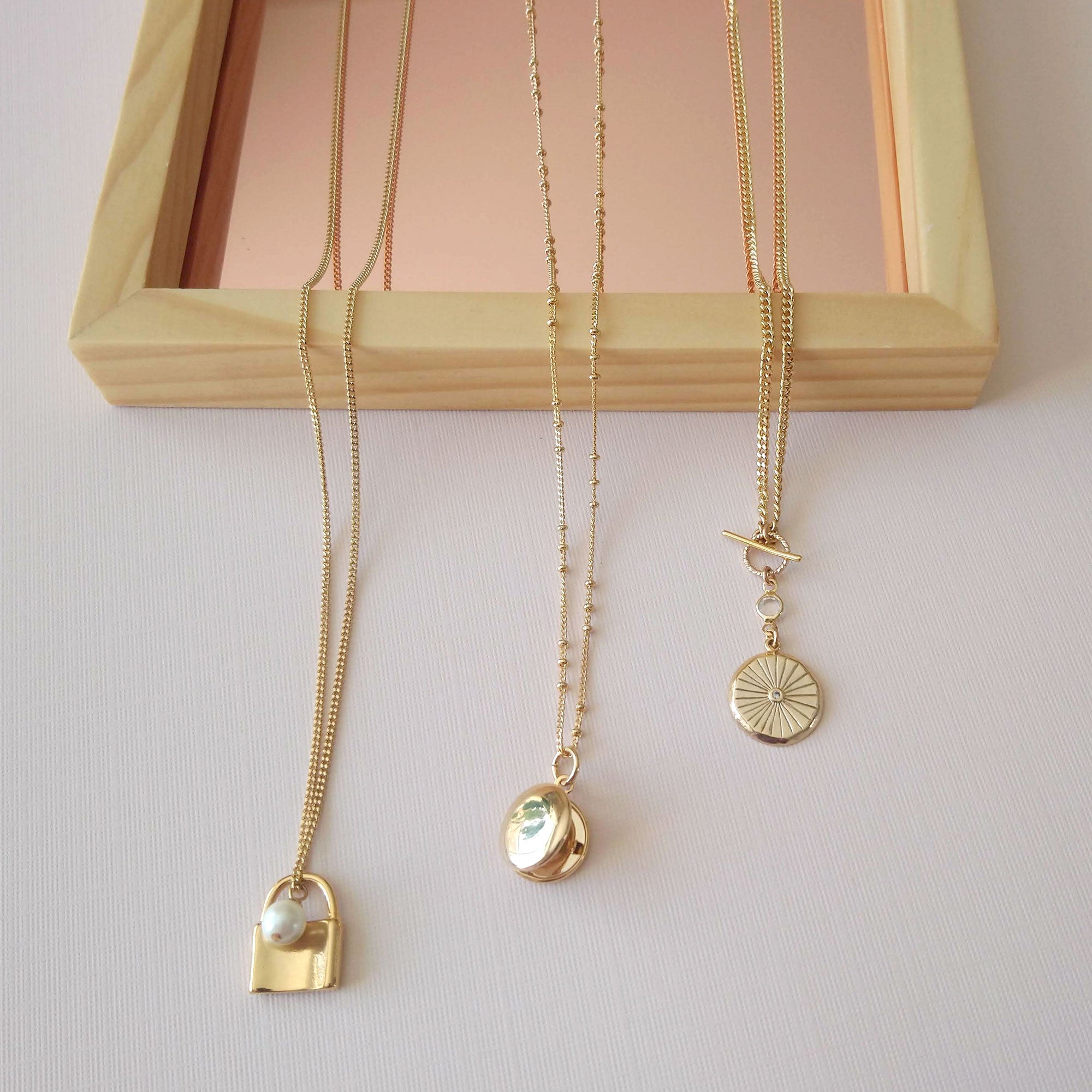 gold locket necklaces